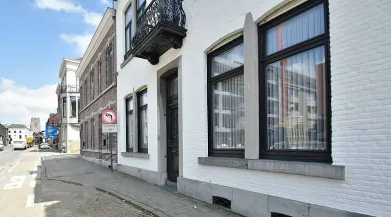 Herenwoning Neoclassicistische Stijl Tongeren