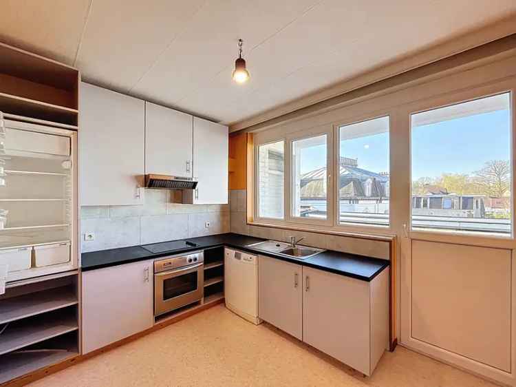 Vernieuwd Appartement 2 Slaapkamers