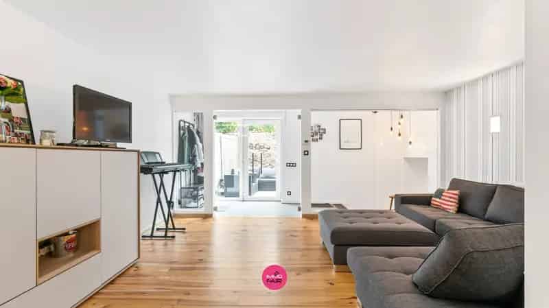Appartement te koop Borgloon: Instapklaar 2 slaapkamers garage terras