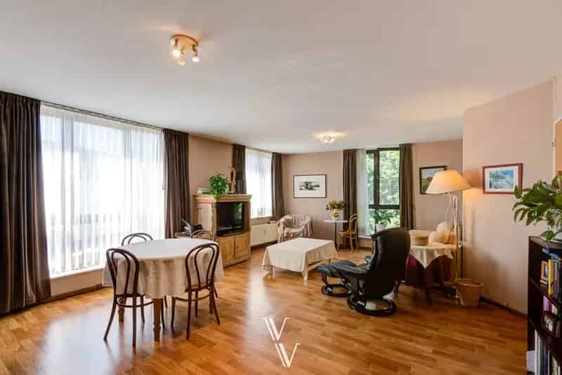 Ruim appartement te huur nabij centrum
