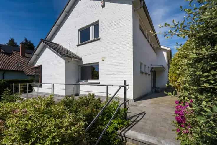 Villa te koop Waterloo 5 slaapkamers 3 badkamers tuin