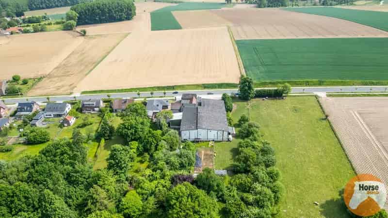 ZWALM Woning met voormalig vleesverwerkend bedrijf