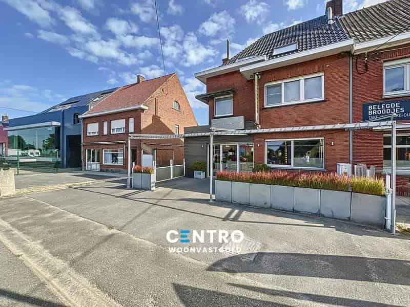 Huis te huur Torhout 240m² met commerciële ruimte en dubbele garage