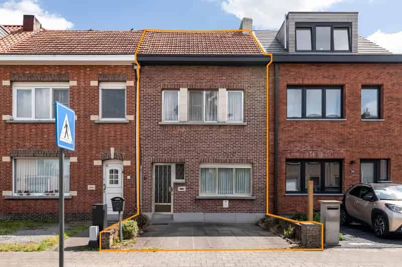 Huis te huur Schoten: 2 slaapkamers, tuin, te renoveren