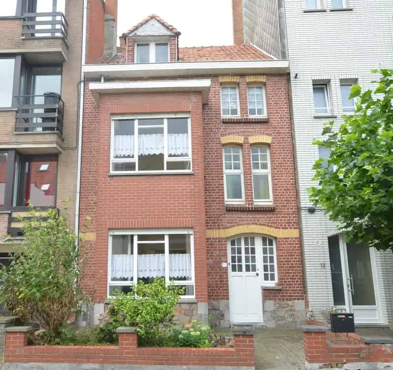 Huis te huur Oostende Mariakerke: 6 slaapkamers, tuin