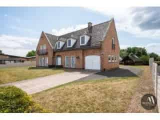 Huis te koop Adegem 377m² te renoveren