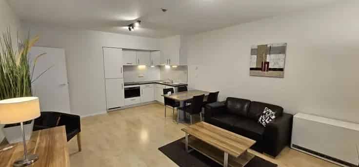Gerenoveerd Appartement 54m² Nabij Rogier - Investeerders & Eigen Bewoning