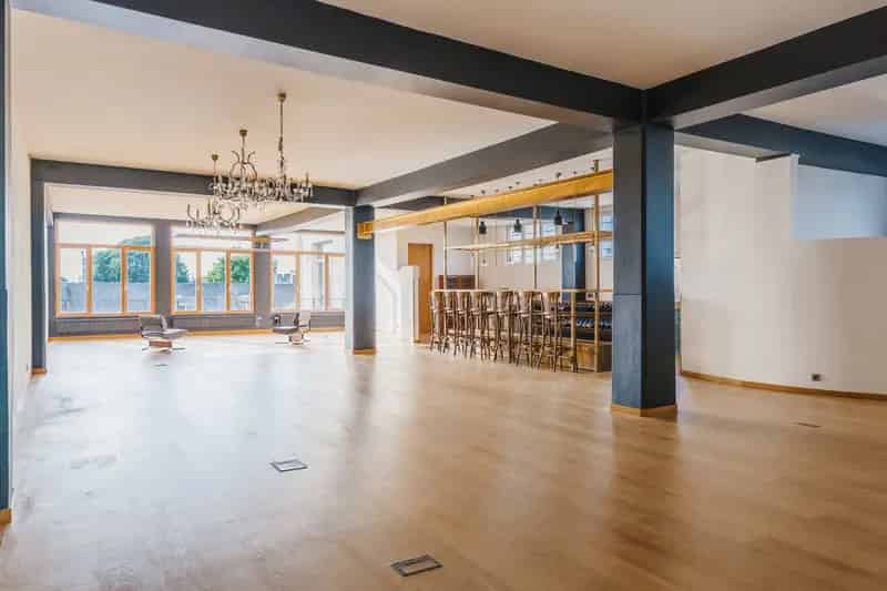 Luxe Loft 325m² Brussel - 3 slaapkamers - Parking - Beveiliging