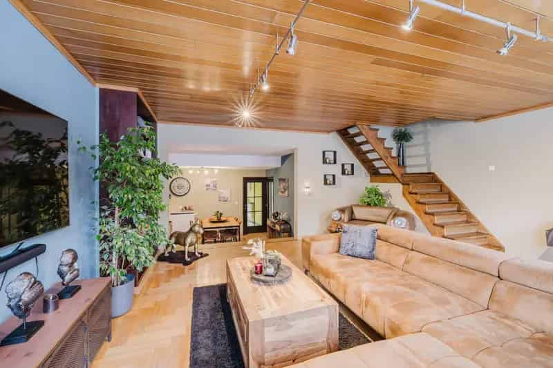 Huis te huur Assenede: Gerenoveerde woning met garage en tuin