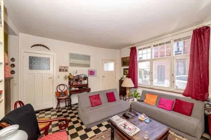 Huis Te Koop Rustige Wijk 3 Slaapkamers Tuin