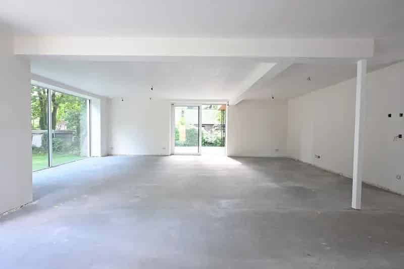Exclusieve Villa te Maasmechelen met Zwembad