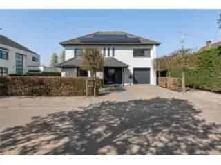 Huis te Koop Hoogstraten - Klassieke Villa 3-5 Slaapkamers