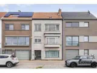 Huis te Koop Bredene - Grote gezinswoning met open zicht op de vaart