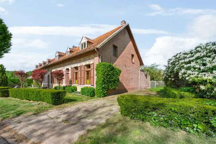 Langgevelhoeve te Geel: Erfgoed met Modern Comfort