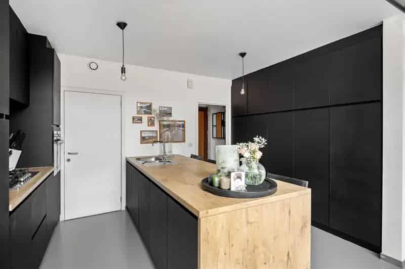 Instapklare woning 2 slaapkamers stadstuin Lier