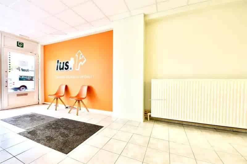 Handelspand te koop Eeklo: Toplocatie nabij station