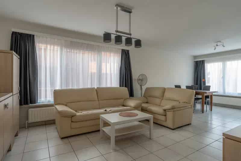 Appartement te koop: Vernieuwd 2 slpk, garage, EPC B