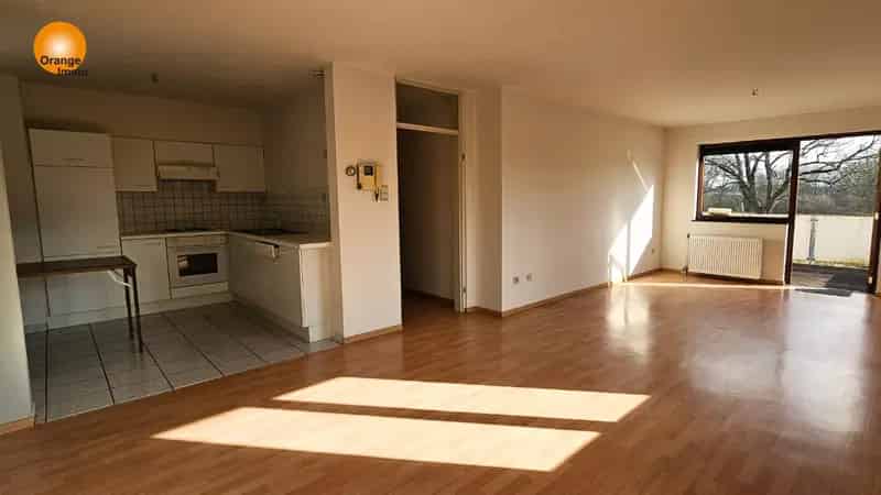 Appartement te huur gelijkvloers met garage en terras
