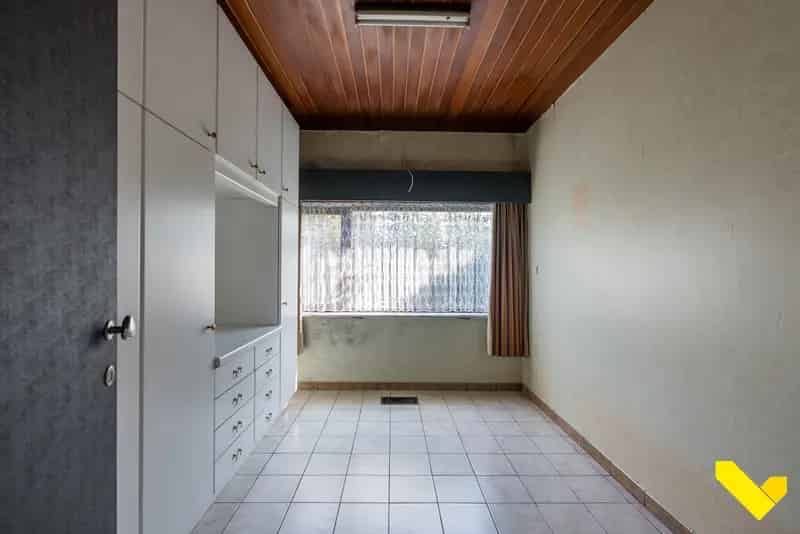 Ruime Gelijkvloerse Villa 4 slaapkamers Grote Tuin Geel
