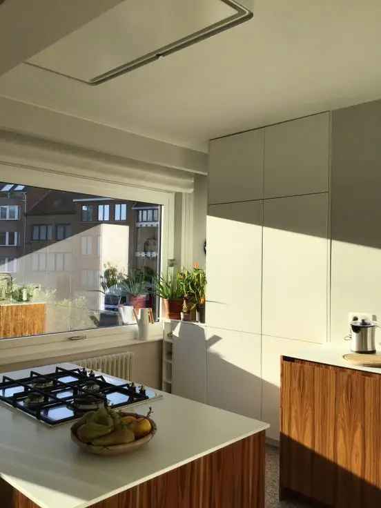 Appartement te koop 118m² gerenoveerd 3 slaapkamers