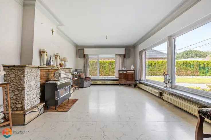 Gelijkvloerse woning 4 slaapkamers Putte 1838m²