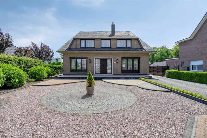 Vrijstaande woning 4 slaapkamers Maaseik