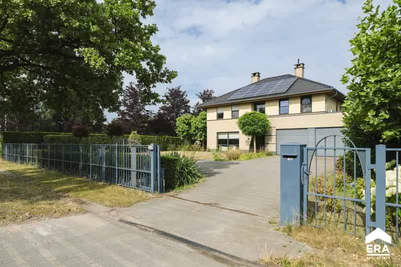 Ruime Villa te Huur in Lommel