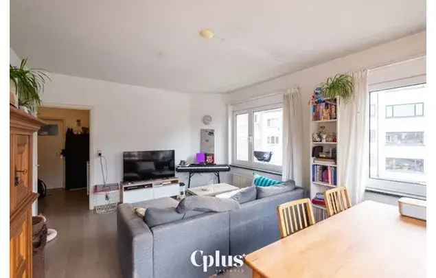 Huur 2 slaapkamer appartement van 70 m² in Ghent