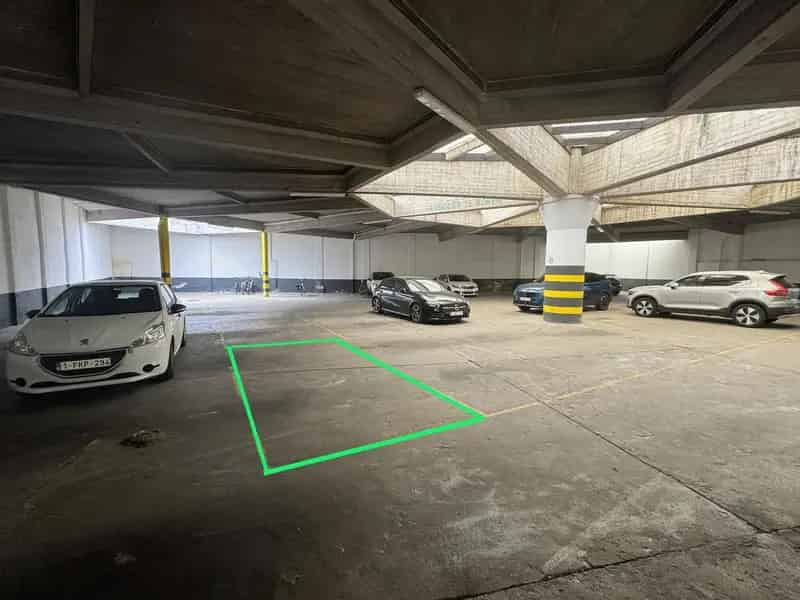Autostaanplaats te koop Centrum Lier