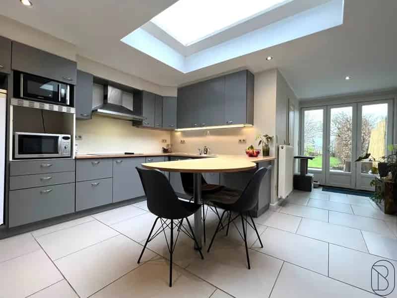Huis te huur: Instapklare woning met tuin