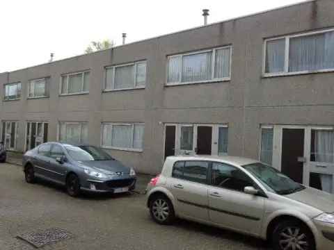 Te koop appartement op Folke Bernadottelaan met 4 slaapkamers