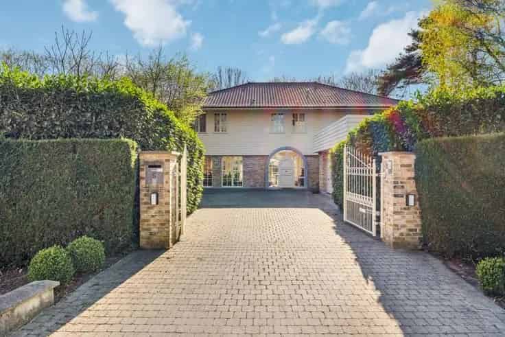 Luxe Villa Te Koop Kapellen Ruime Tuin 4 Slaapkamers