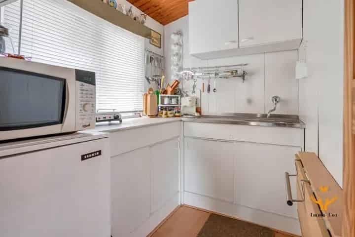 Huis te koop in Berlare: charmante chalet in rustige omgeving