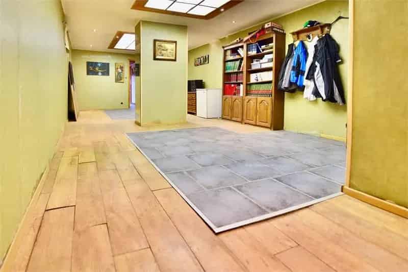 Handelshuis Eeklo te renoveren 4 slaapkamers