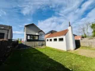 Villa te koop La Louviere gerenoveerd 2 slaapkamers