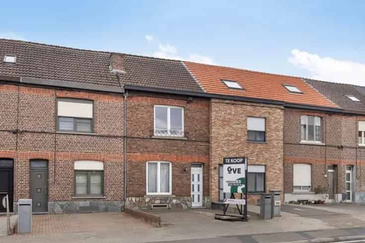 Huis Te Koop 2 slaapkamers Garage 165m²