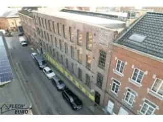 Handelsfonds te Koop Verviers - Industrieel Gebouw met 4 Woonunits