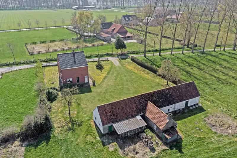 Huis te koop Maldegem: Landelijke hoeve te renoveren