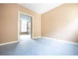 Gelijkvloers appartement te renoveren Vorst 55m² tuin