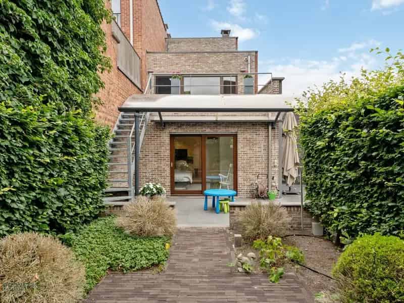 Huis te koop te Boom: 3 slaapkamers, praktijkruimte en garage