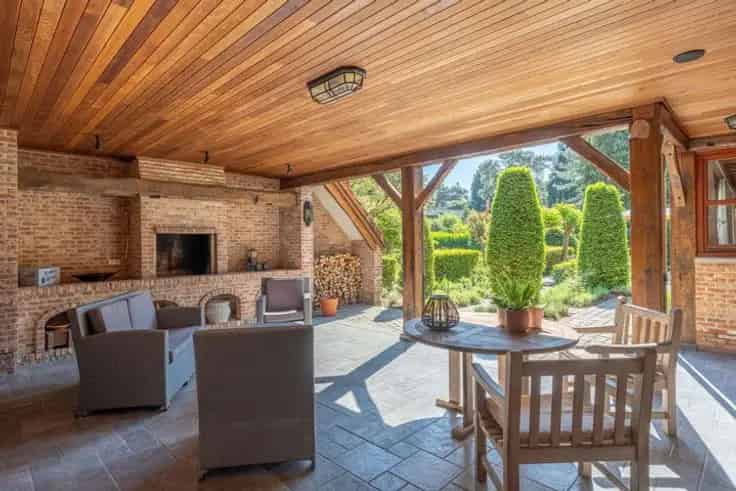 Huis Te Koop Ruime Villa 6 slaapkamers 2295m²