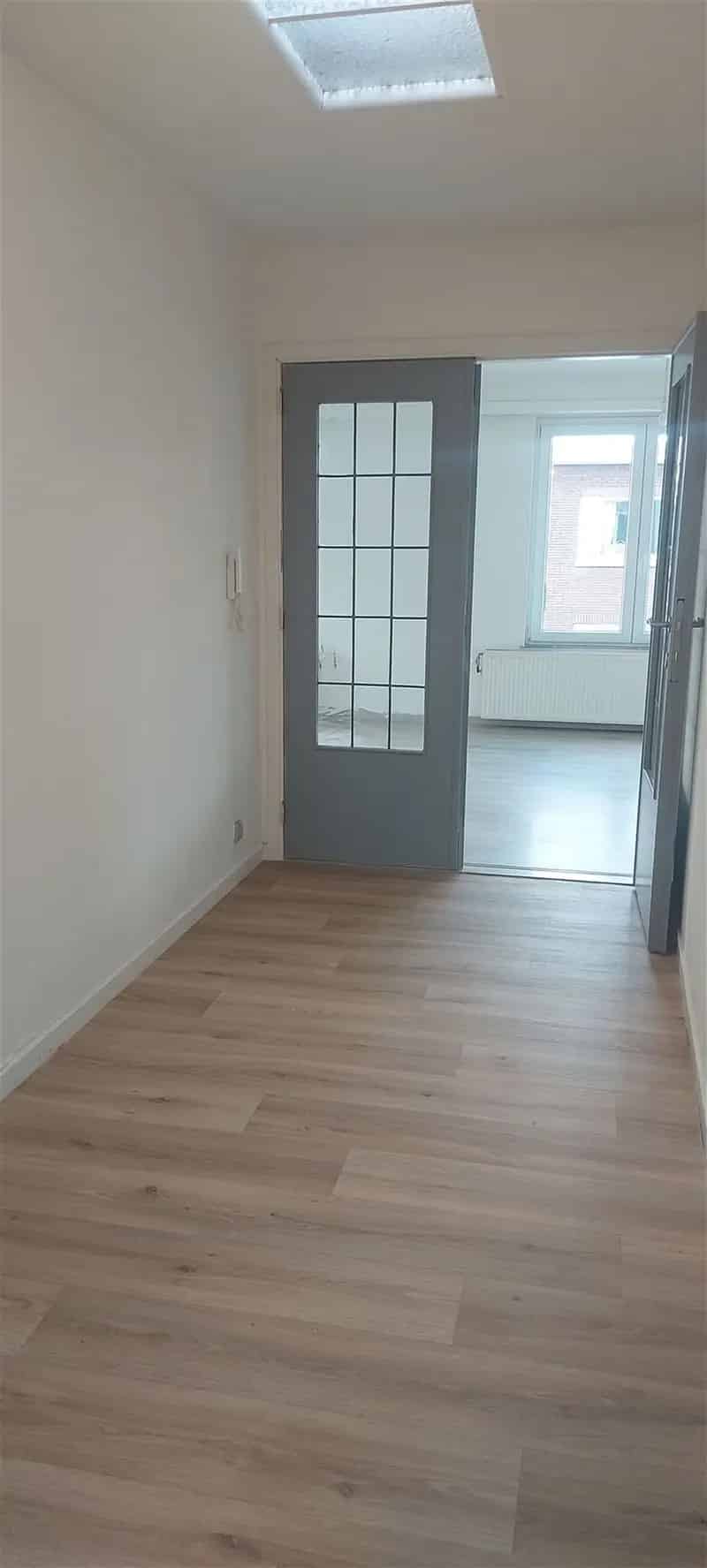 Gerenoveerd appartement te koop 2 slaapkamers