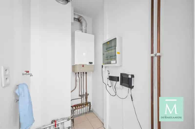 Appartement te huur Waarloos: 2 slaapkamers, 90m², terras