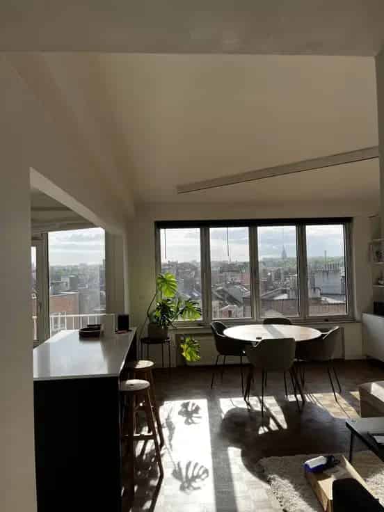 Appartement Te Koop Schaerbeek 80m2 2 Balkons Gerenoveerd