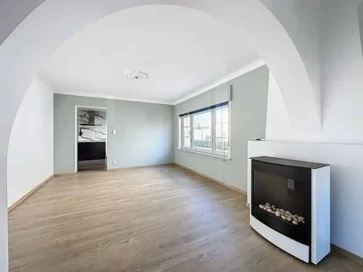 Huis Te Koop Haacht: Instapklare woning met 3 slaapkamers en tuin