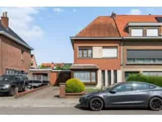 Huis te koop Mortsel 3 slaapkamers 289m²