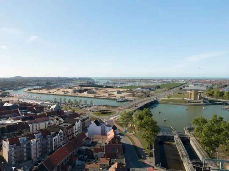 Opbrengsteigendom aan de kaai te Nieuwpoort-Stad