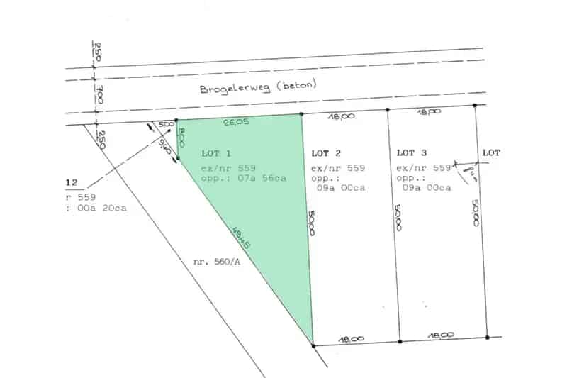 Bouwgrond 756 m² Open Bebouwing