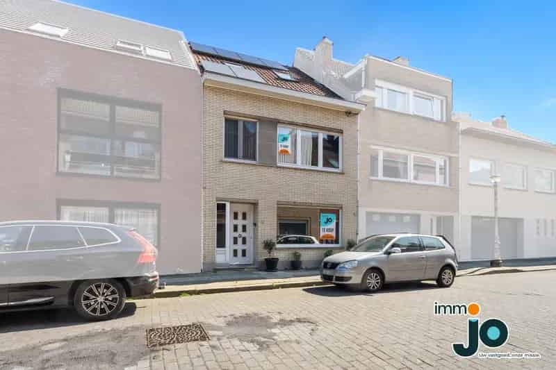 Huis te Koop Oostende: Instapklare Gezinswoning 4 Slaapkamers