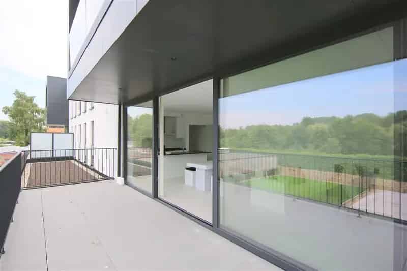Nieuwbouwappartement met Terras te Koop